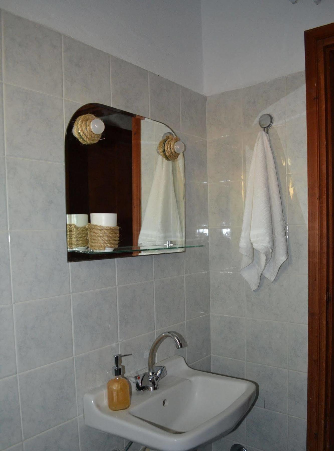 Floralia Hotel Karterados  Ngoại thất bức ảnh