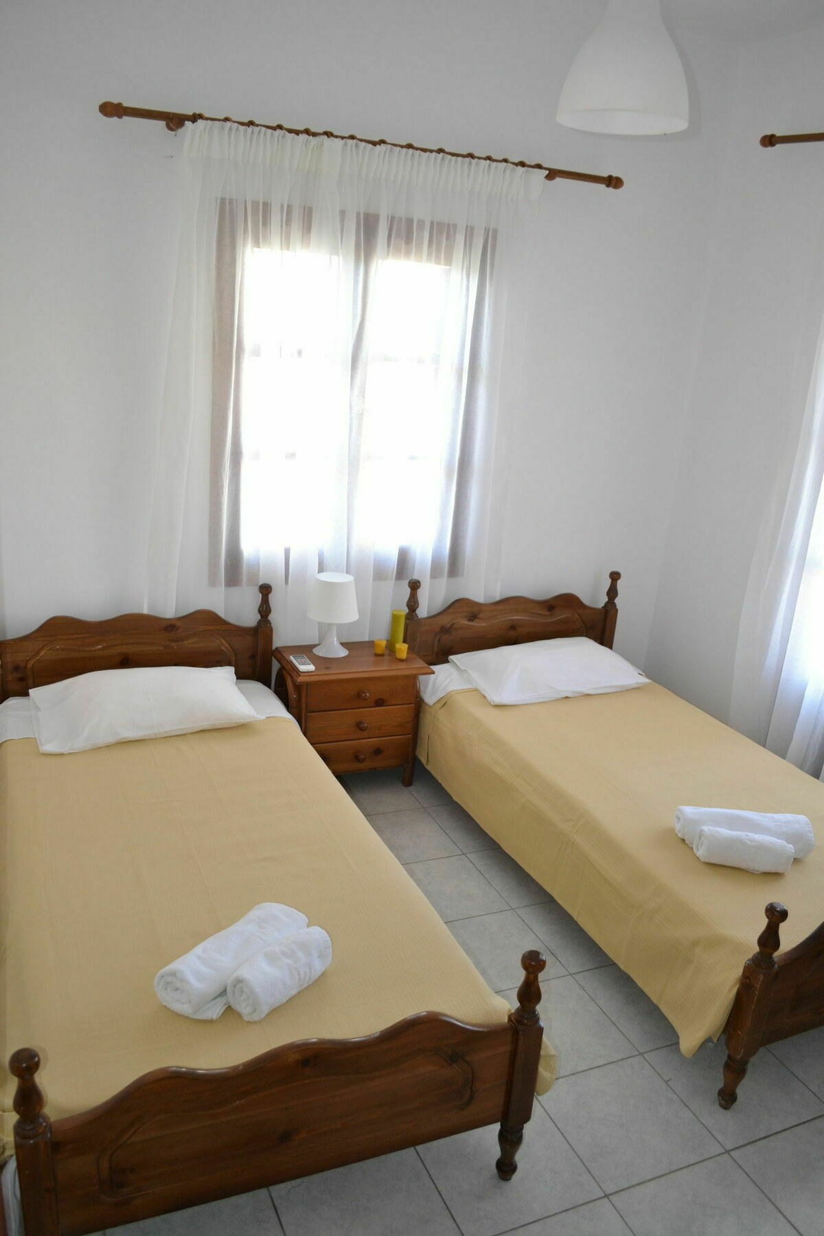 Floralia Hotel Karterados  Ngoại thất bức ảnh